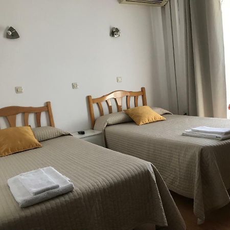 Hostal Trevinca Madrid Dış mekan fotoğraf