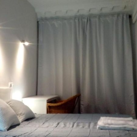 Hostal Trevinca Madrid Dış mekan fotoğraf