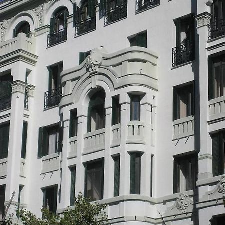Hostal Trevinca Madrid Dış mekan fotoğraf
