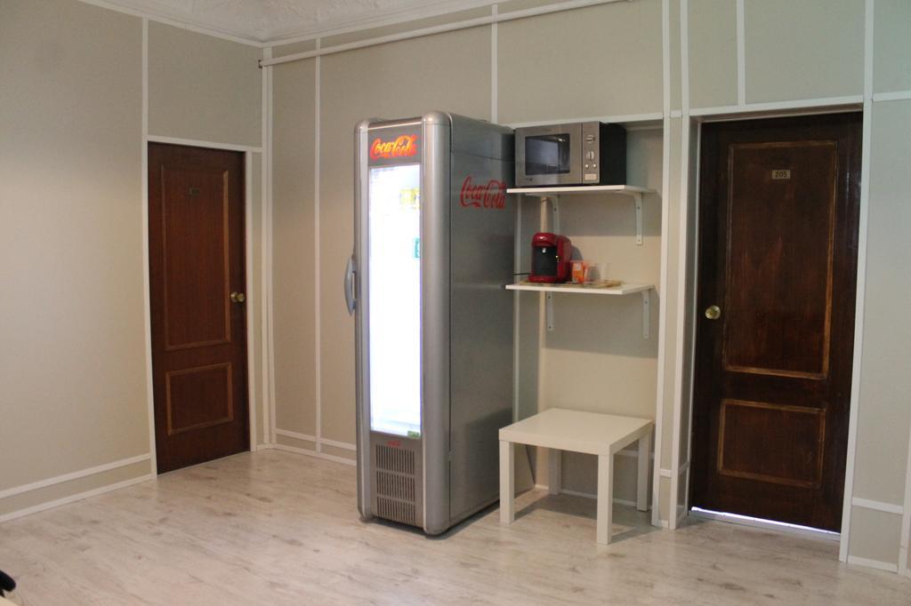 Hostal Trevinca Madrid Dış mekan fotoğraf