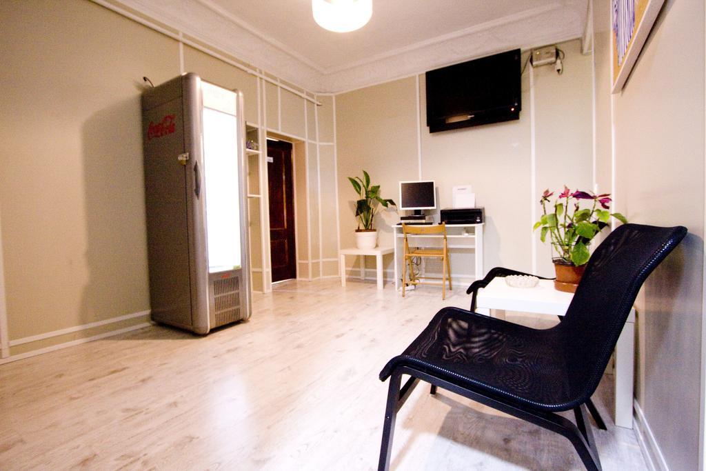 Hostal Trevinca Madrid Dış mekan fotoğraf